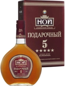 Коньяк Подарочный, Ной, 5 zvezd, 5 лет, 0.5 л (п/у)