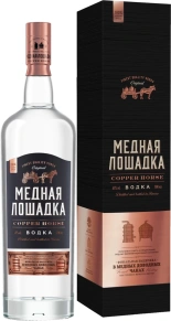Водка Медная Лошадка, 0.7 л (п/у)