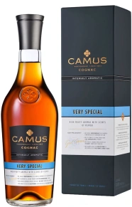 Коньяк Camus, VS, 3 года, 0.5 л (п/у)