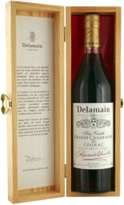 Коньяк Reserve de la Famille, Delamain, Tres Vieux, 50 лет, 0.7 л (п/у)