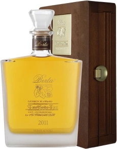 Граппа Tre Soli Tre, 8 лет, 0.7 л (п/у)