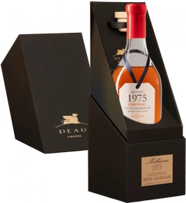 Коньяк Petite Champagne AOC, Deau, 1975, 0.7 л (п/у)