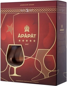 Коньяк Арарат, 5 stars, 5 лет, 0.7 л (п/у)