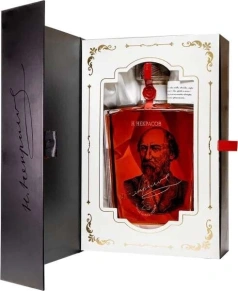 Коньяк Н.Некрасов, 25 лет, 0.7 л (п/у)