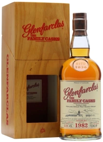 Виски Family Casks, Glenfarclas, 32 года, 0.7 л (п/у)