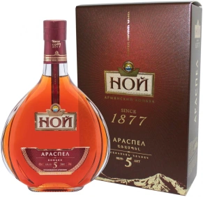 Коньяк Араспел, Ной, 5 лет, 0.7 л (п/у)